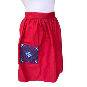Vibrant half apron with pocket like new